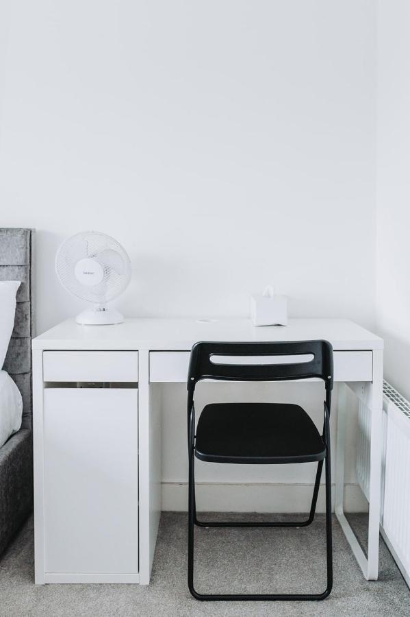 Deluxe 2 Bed Flat In Patchway Near Aztec West And Cribbs Causeway Bristol Apartment Ngoại thất bức ảnh